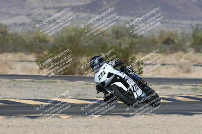 media/Nov-01-2025-CVMA (Sat) [[fc0f7531b8]]/Race 7-Formula Twins-Formula 40 UL/